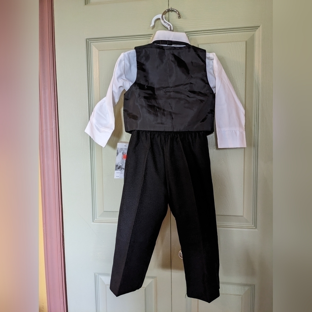New  4pc boys suit, black dress pants, vest and Tie, white dress shirt, T8MIS - Picture 2 of 5